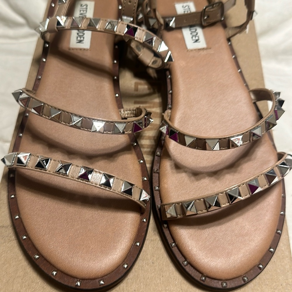 Steve Madden studded Travel sandals wrap tan size 7 - Picture 2 of 5